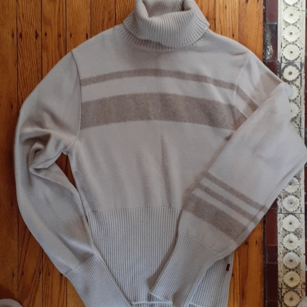 Dolce Gabbana sweater